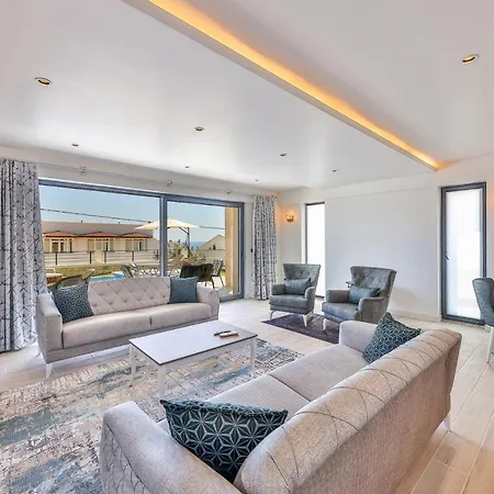 Luxury Sea View W Pool By The Sea In Antalya Hotel *