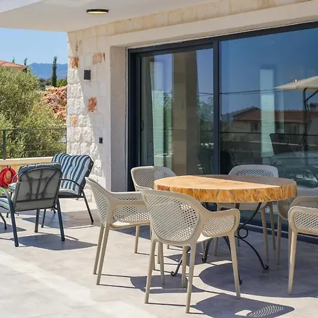 فندق Luxury Sea View W Pool By The Sea In Antalya